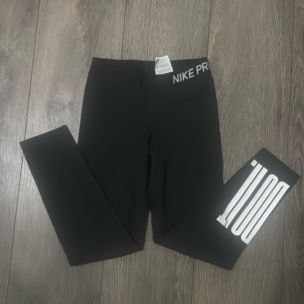 Nike pro just do it cropped legging